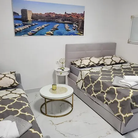 Mango Apartmán